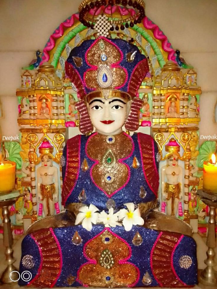 Vimalanatha Bhagwan revered as a Siddha — a liberated soul beyond karma